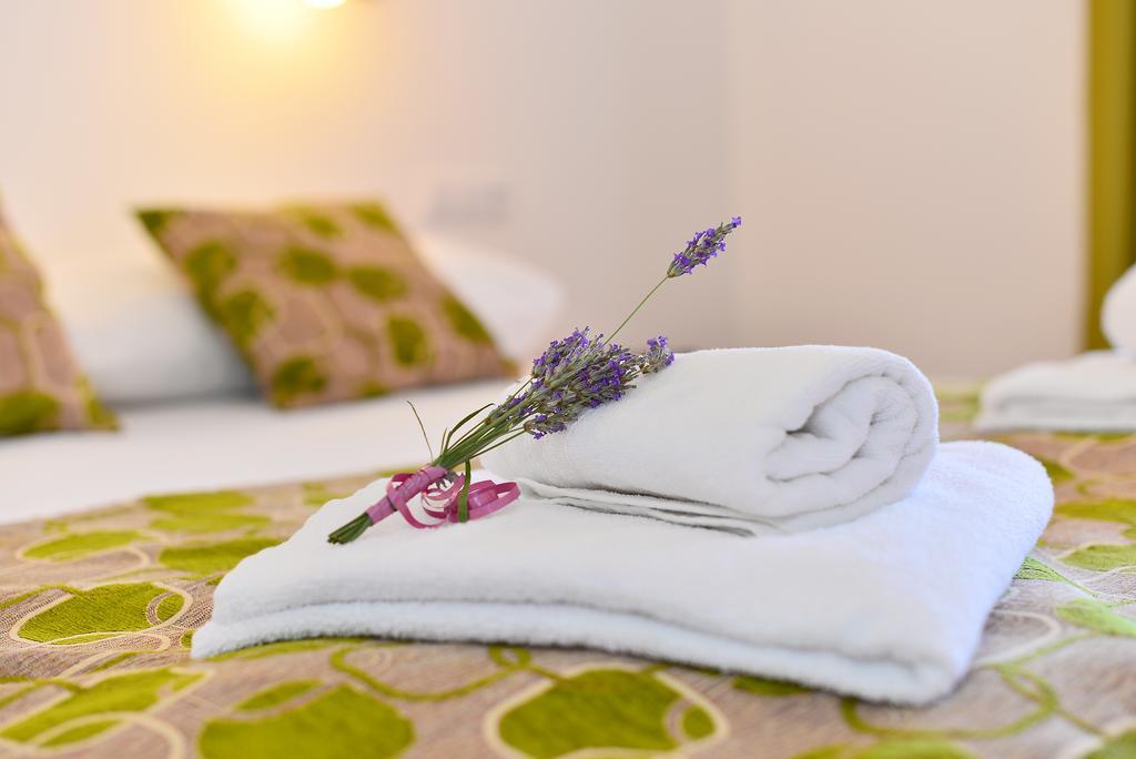 Apartments Juka Хвар Номер фото