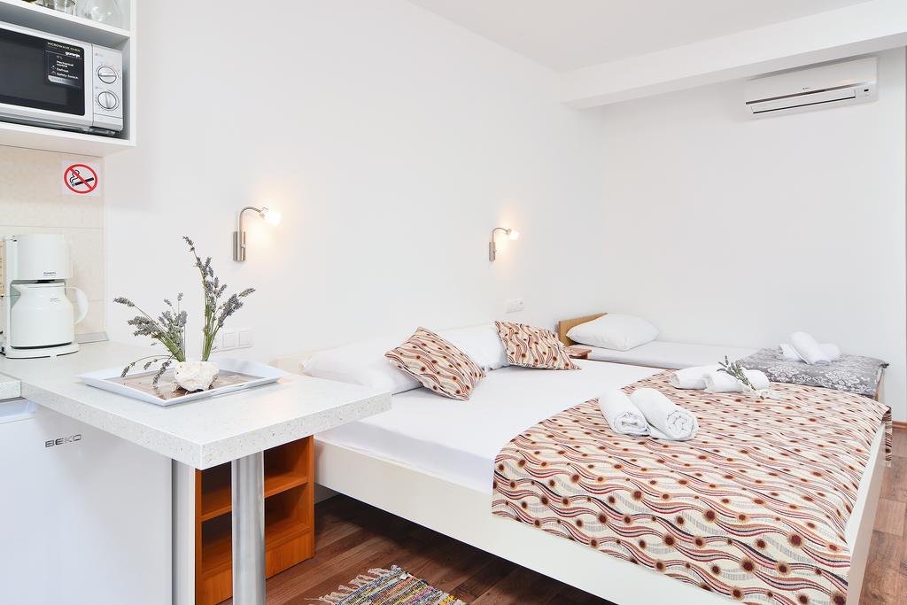 Apartments Juka Хвар Номер фото