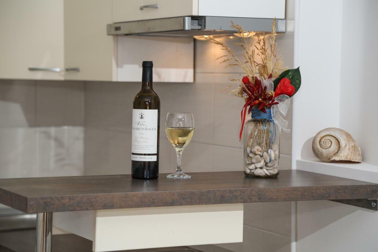Apartments Juka Хвар Экстерьер фото